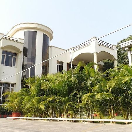 Patiala Retreat Hotel Exterior photo