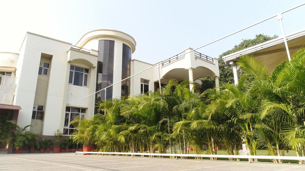 Patiala Retreat Hotel Exterior photo